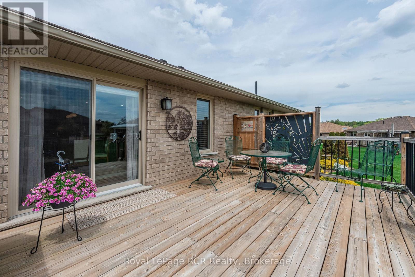 












773 15TH STREET

,
Hanover,




Ontario
N4N3W7

