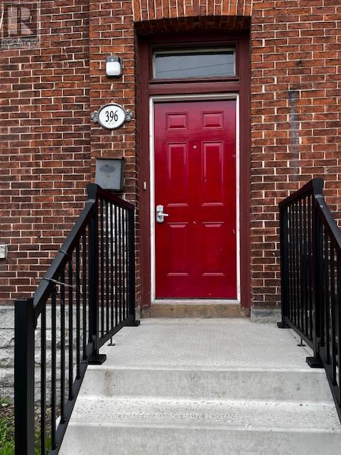












396 JOHNSON STREET

,
Kingston (Central City East),




Ontario
K7L1Z2

