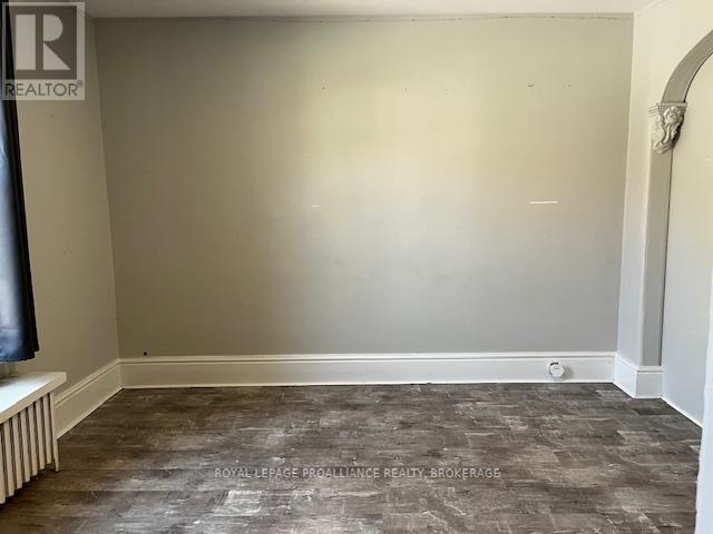 












396 JOHNSON STREET

,
Kingston (Central City East),




Ontario
K7L1Z2

