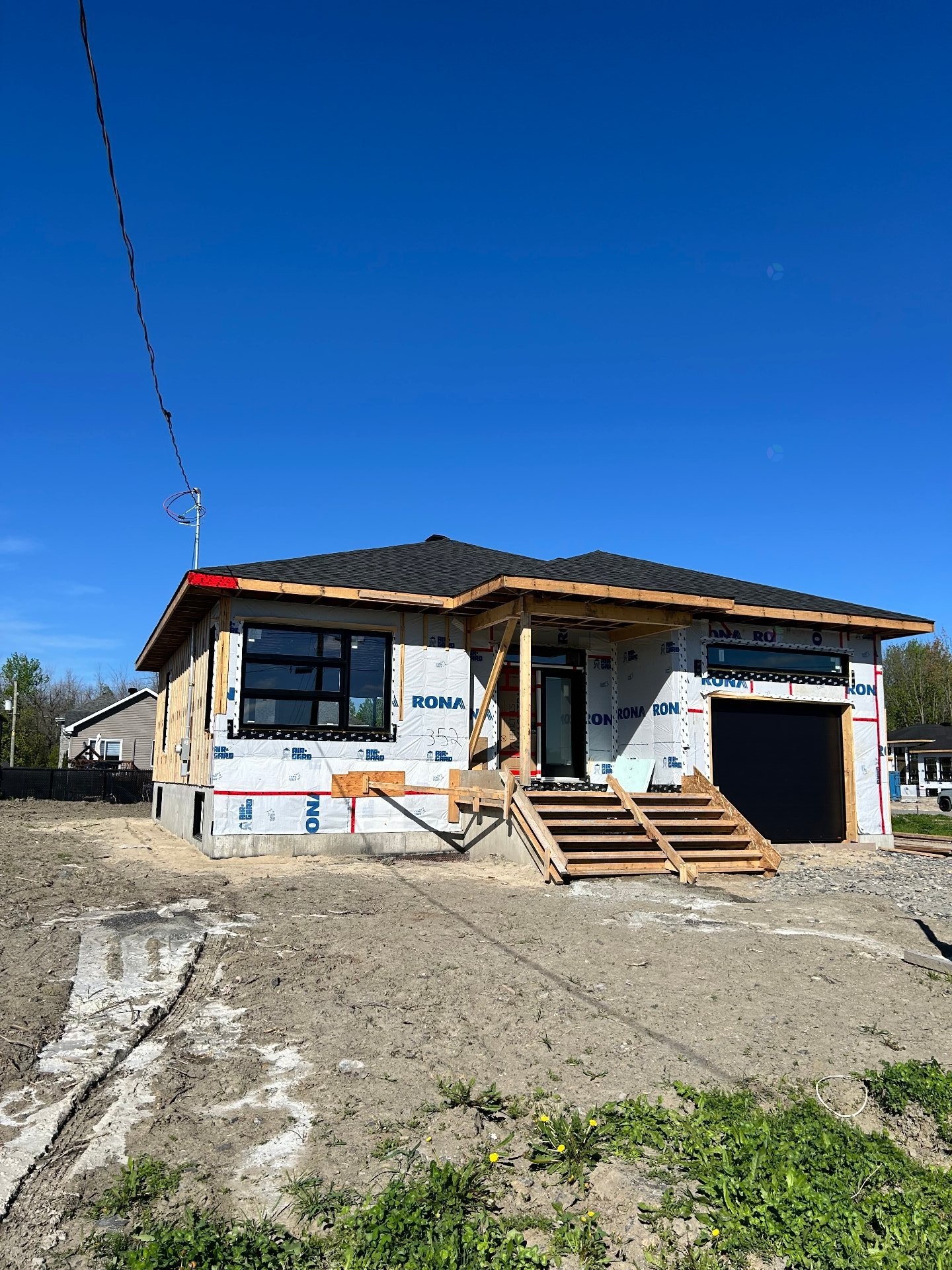 









352


49e Avenue

,
Saint-Zotique,




QC
J0P1P0


