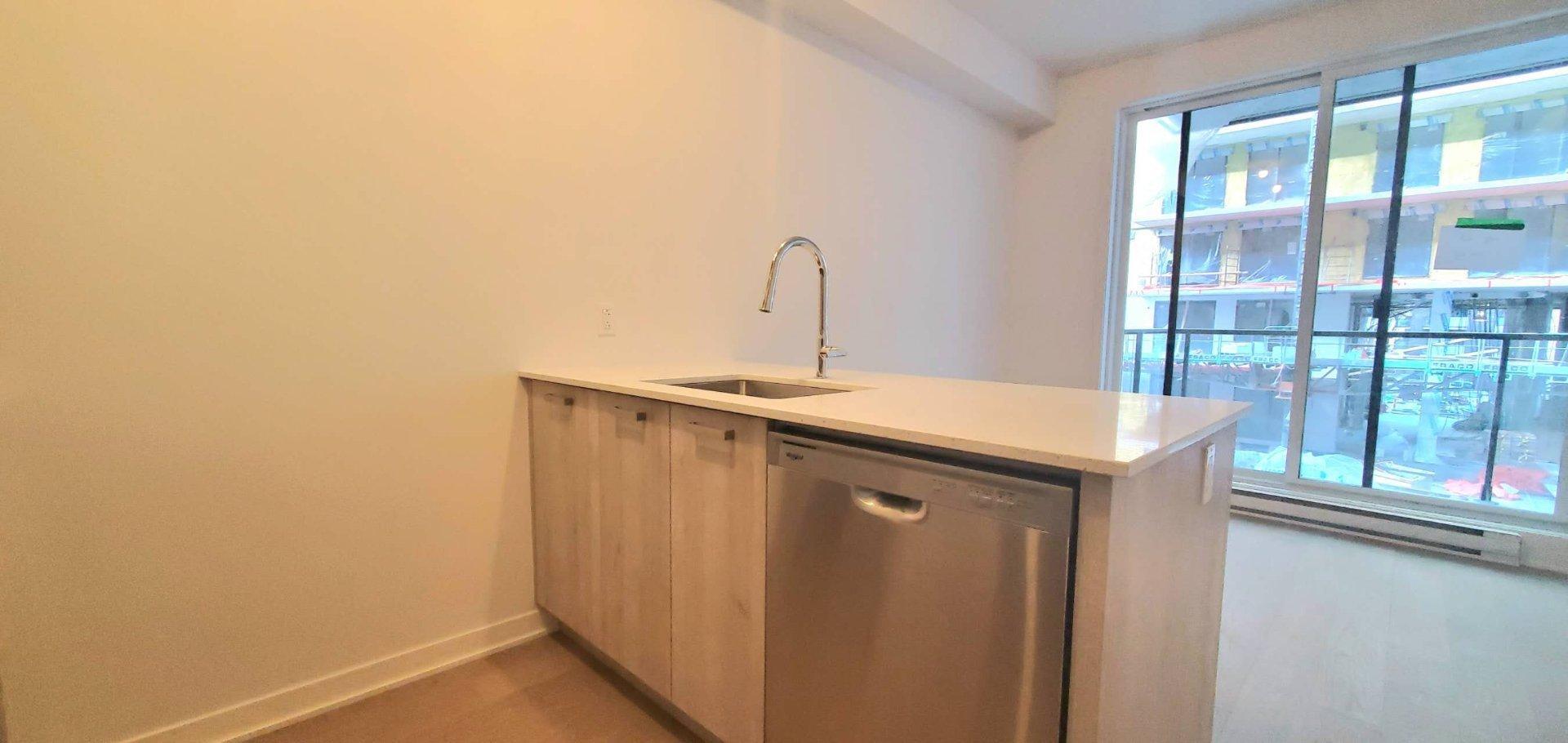 









1485


Rue des Bassins

, 203,
Montréal (Le Sud-Ouest),




QC
H3C1B7

