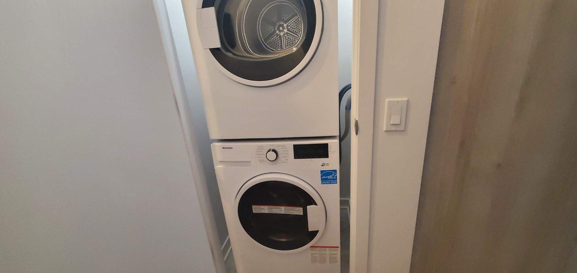









1485


Rue des Bassins

, 203,
Montréal (Le Sud-Ouest),




QC
H3C1B7

