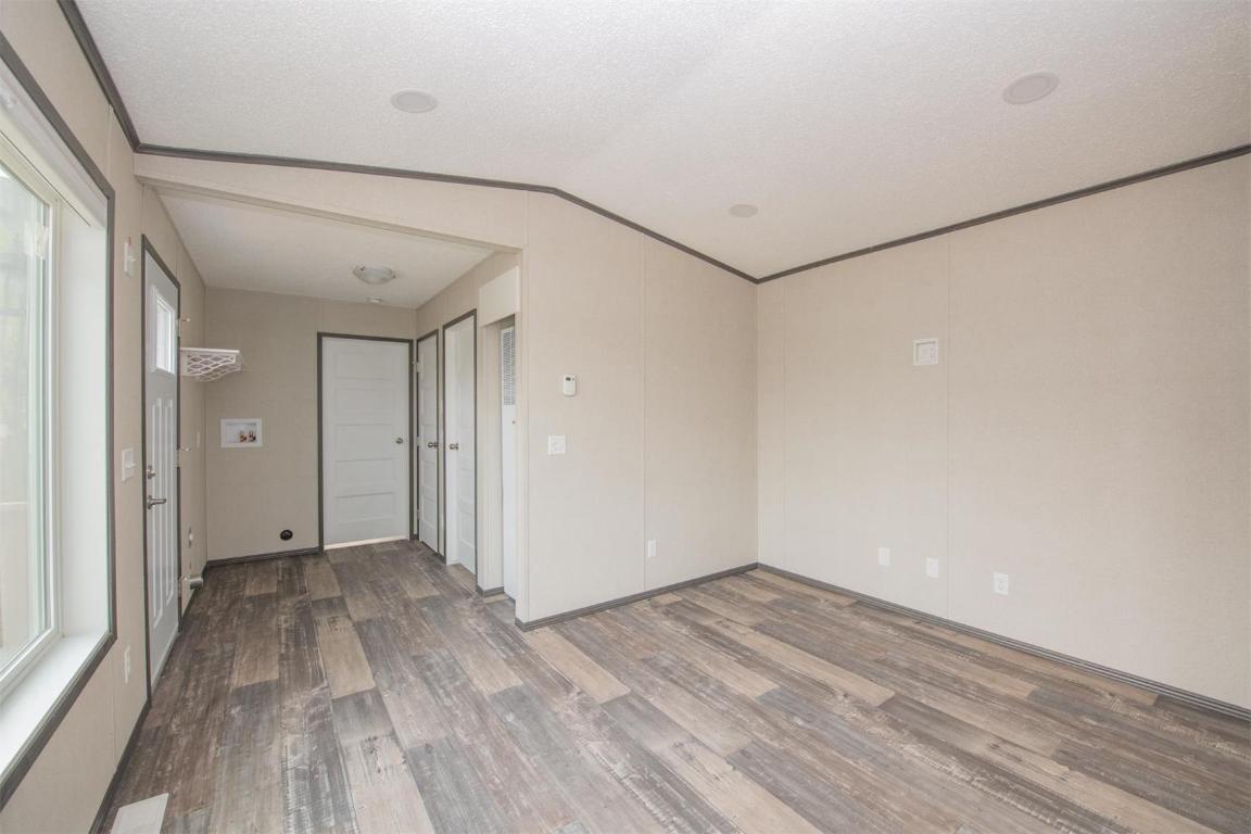









15401


Kalamalka

Road, 151,
Vernon,




BC
V1B 2B3

