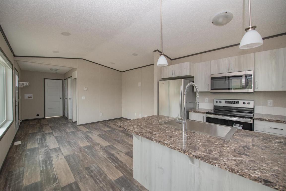 









15401


Kalamalka

Road, 151,
Vernon,




BC
V1B 2B3

