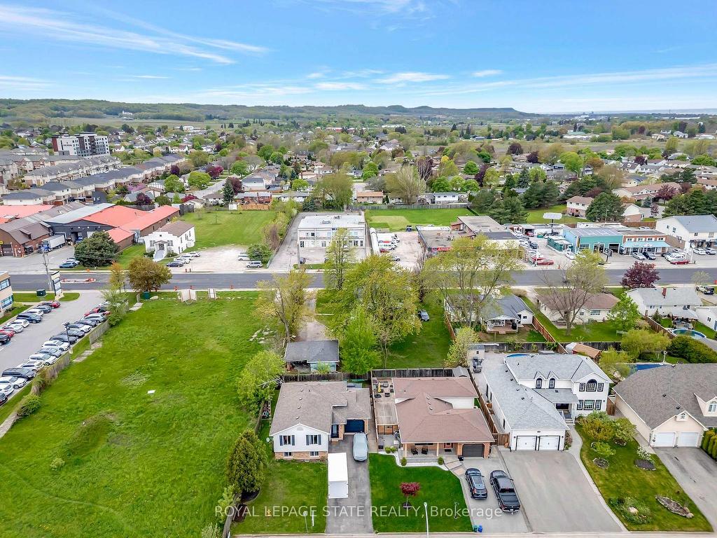 









4969


Alexandra

Avenue,
Lincoln,




ON
L0R 1B5

