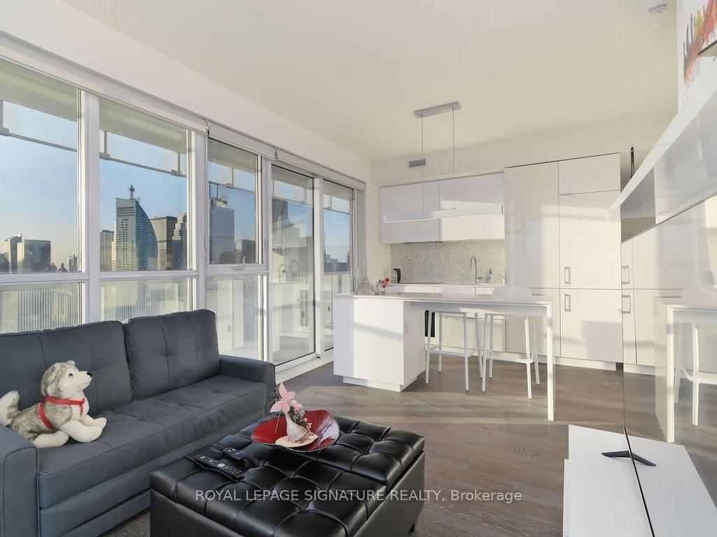 









15


Lower Jarvis

Street, 2905,
Toronto,




ON
M5E 0C4

