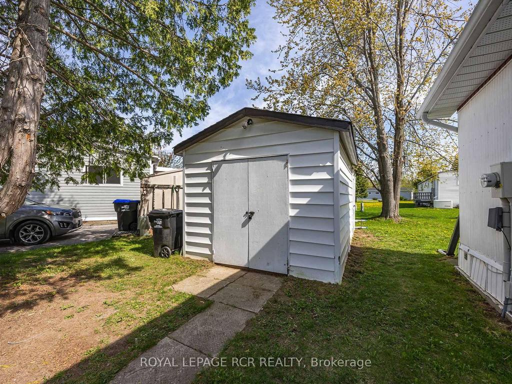 









17


Balantrae

Drive,
Oro-Medonte,




ON
L3V 0P9

