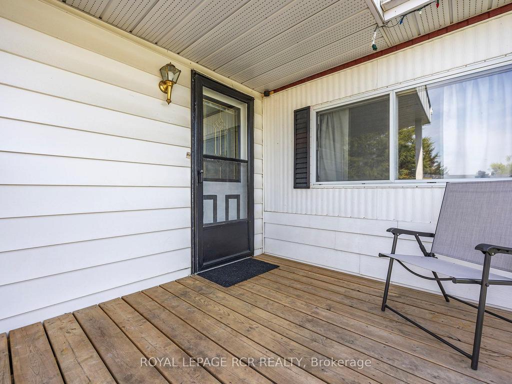 









17


Balantrae

Drive,
Oro-Medonte,




ON
L3V 0P9

