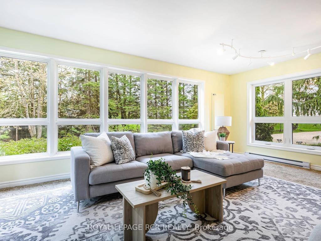 









433409


4th

Line,
Amaranth,




ON
L9W 0P2

