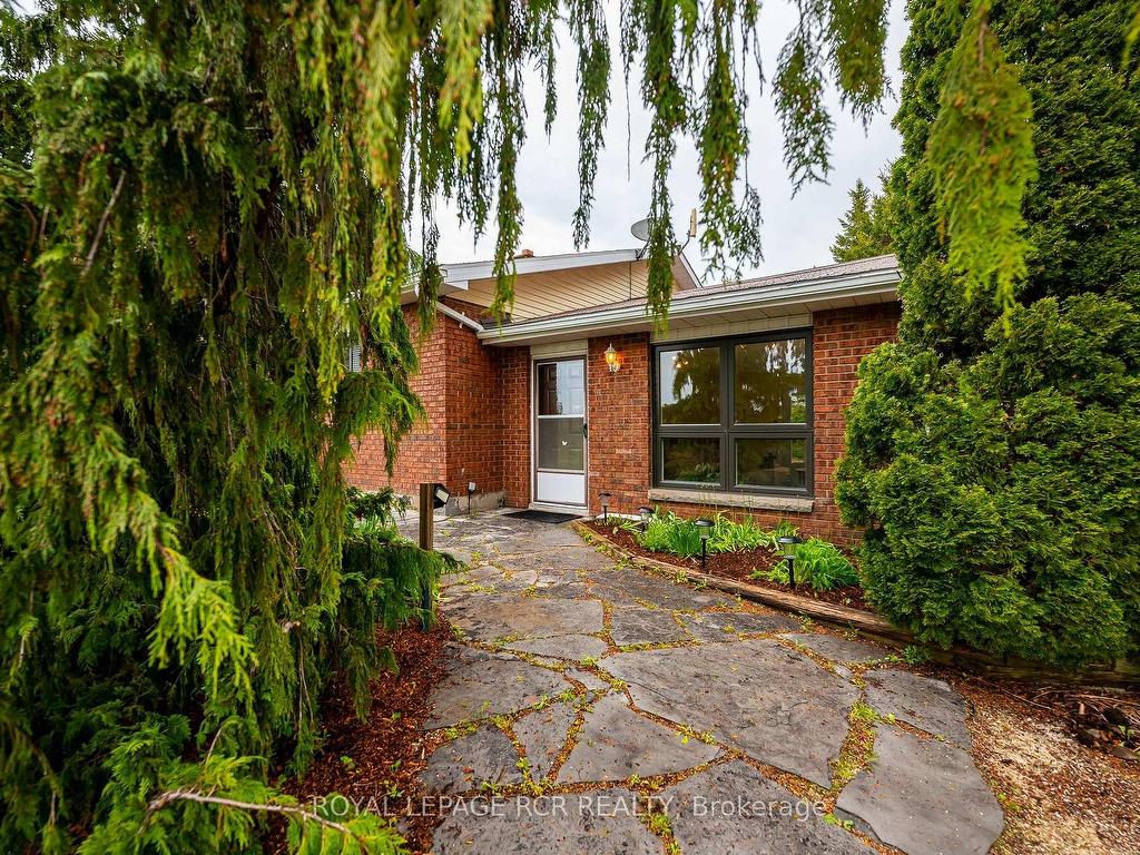 









433409


4th

Line,
Amaranth,




ON
L9W 0P2

