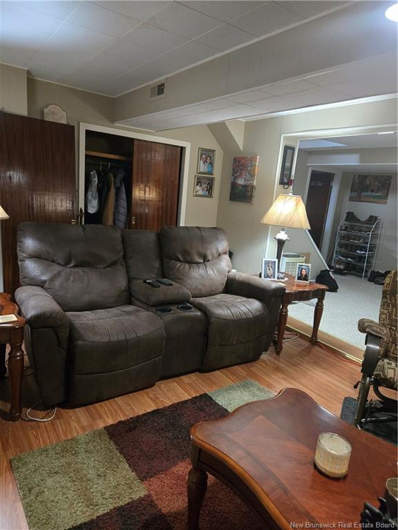 









530


Old King George Highway

,
Miramichi,




NB
E1V 1J7

