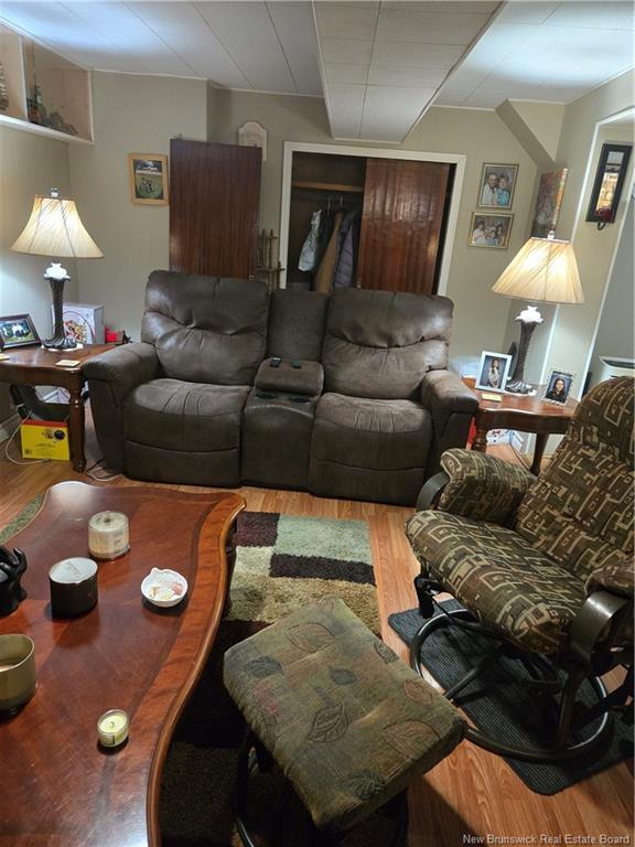 









530


Old King George Highway

,
Miramichi,




NB
E1V 1J7


