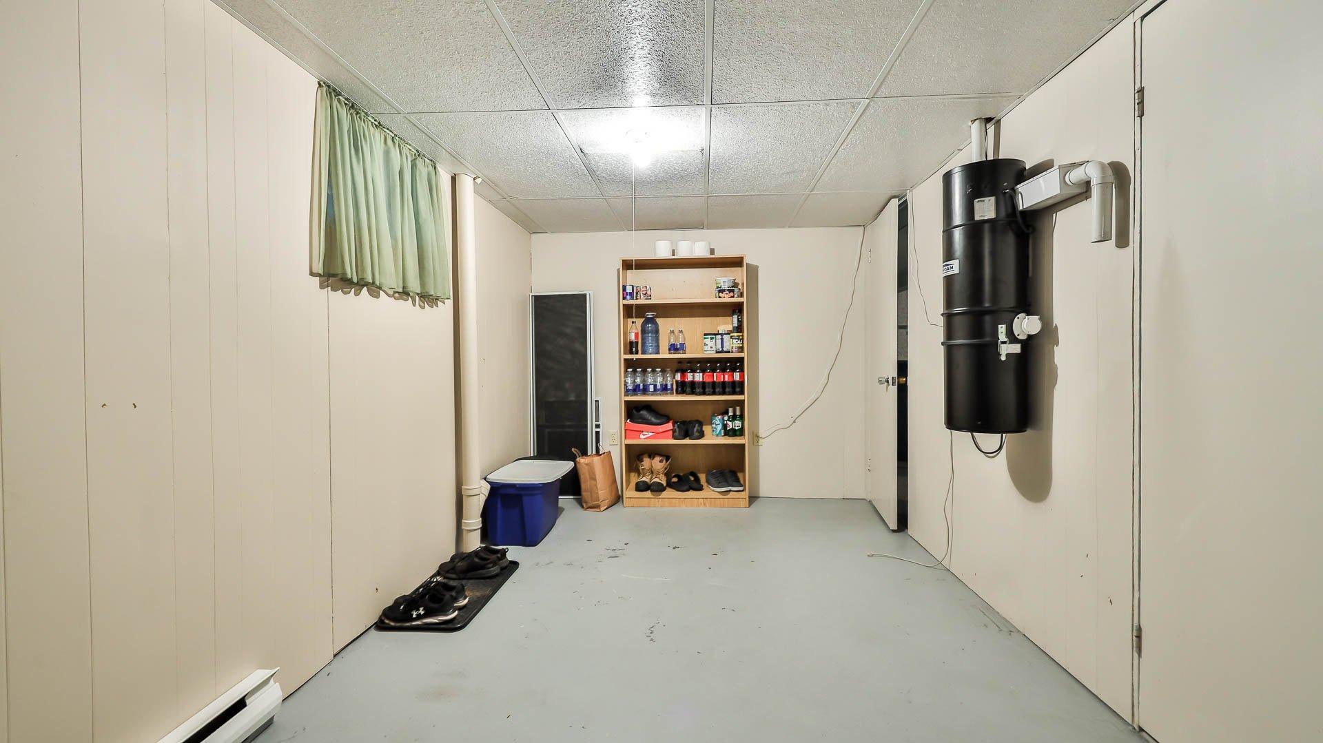 









48


Rue Raymond-MacMillan

,
Gatineau (Buckingham),




QC
J8L3E8

