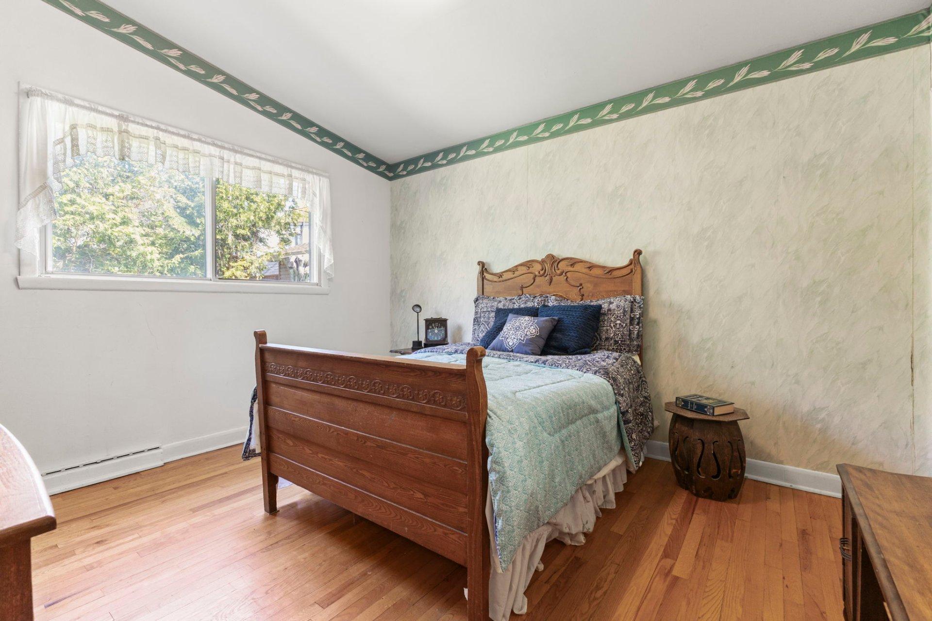 









13


Rue Edward

,
Gatineau (Aylmer),




QC
J9H1L6

