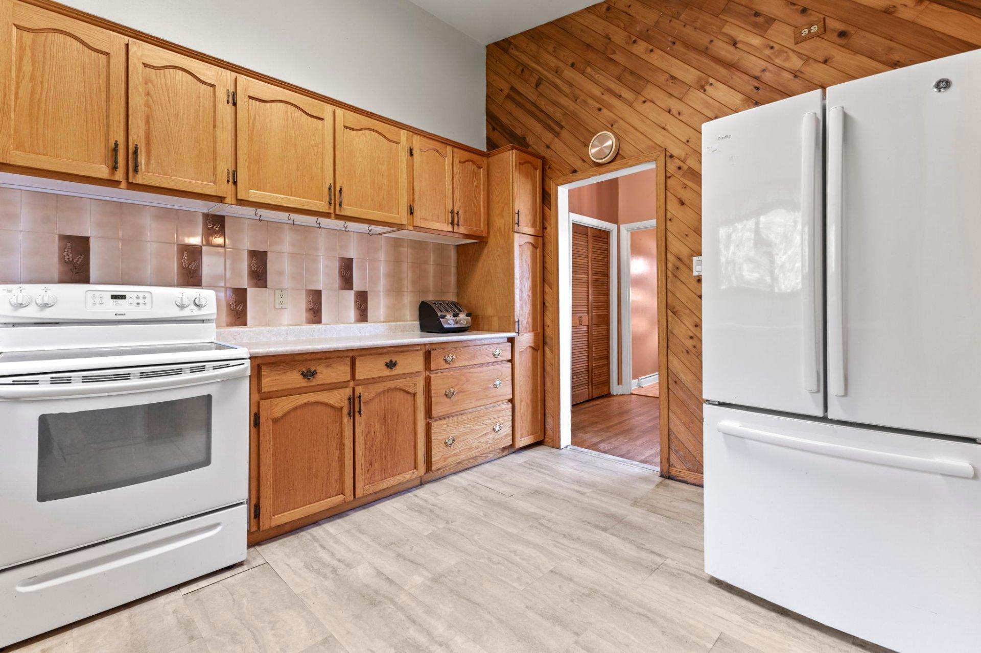 









13


Rue Edward

,
Gatineau (Aylmer),




QC
J9H1L6

