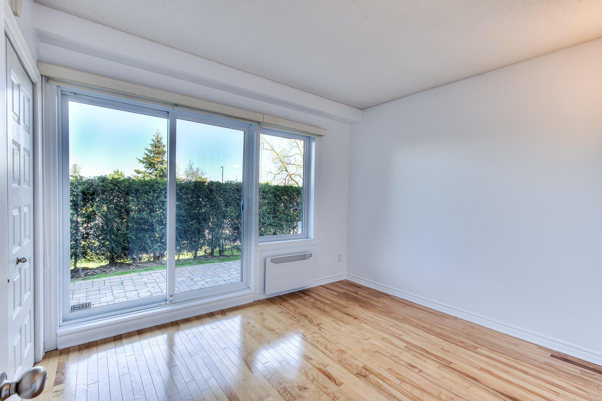 









6500


Boul. Henri-Bourassa O.

, 104,
Montréal (Saint-Laurent),




QC
H4R0G6

