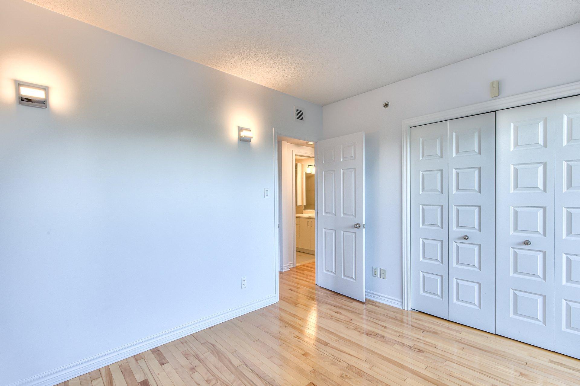 









6500


Boul. Henri-Bourassa O.

, 104,
Montréal (Saint-Laurent),




QC
H4R0G6

