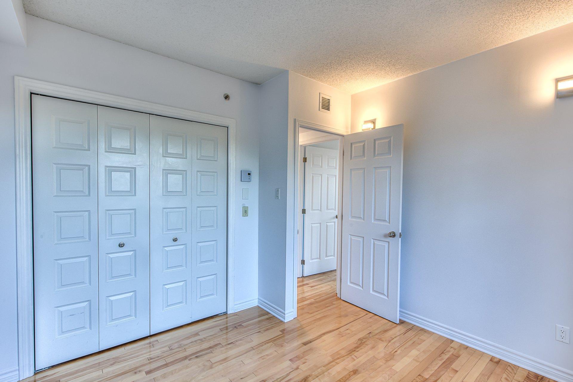 









6500


Boul. Henri-Bourassa O.

, 104,
Montréal (Saint-Laurent),




QC
H4R0G6

