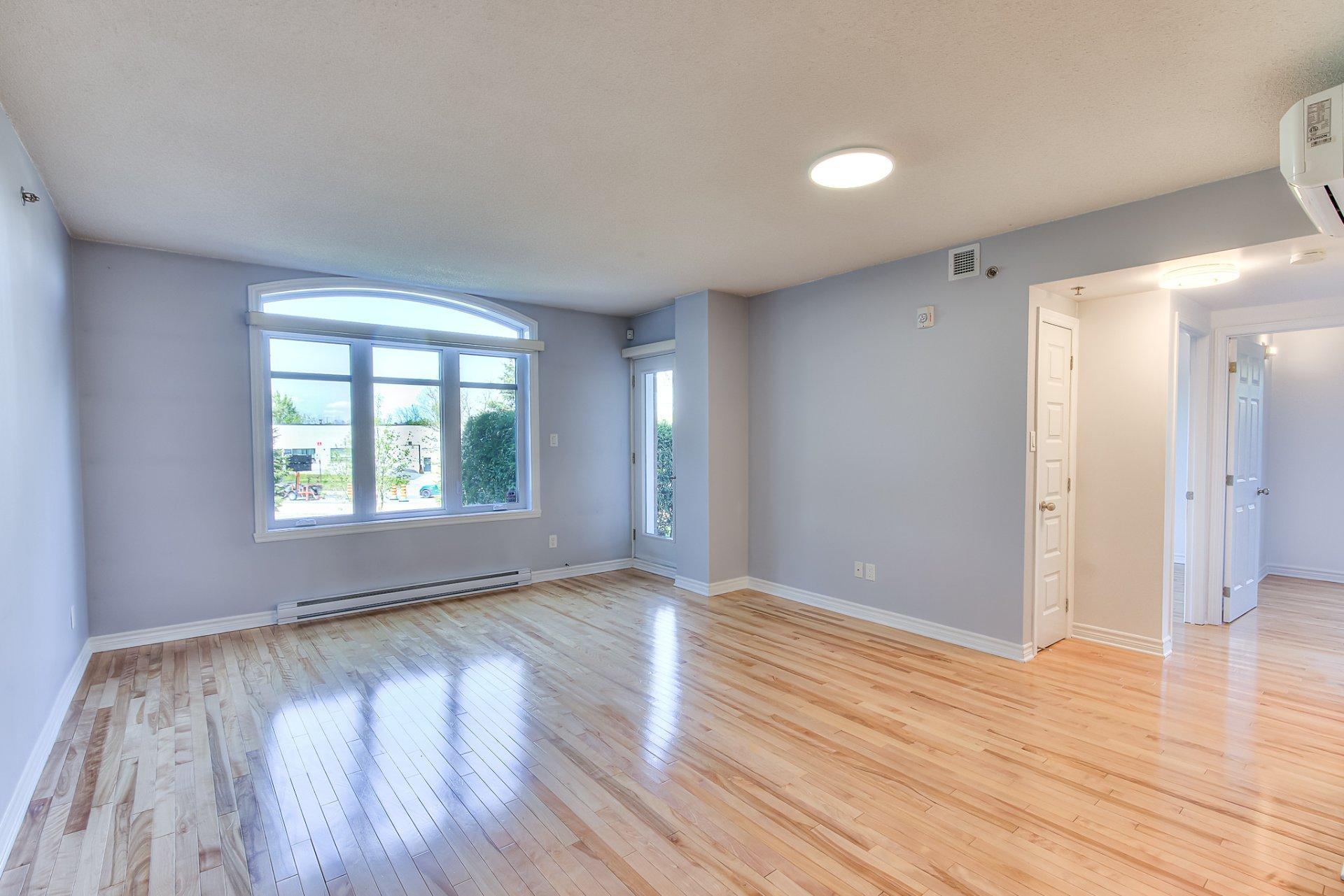 









6500


Boul. Henri-Bourassa O.

, 104,
Montréal (Saint-Laurent),




QC
H4R0G6

