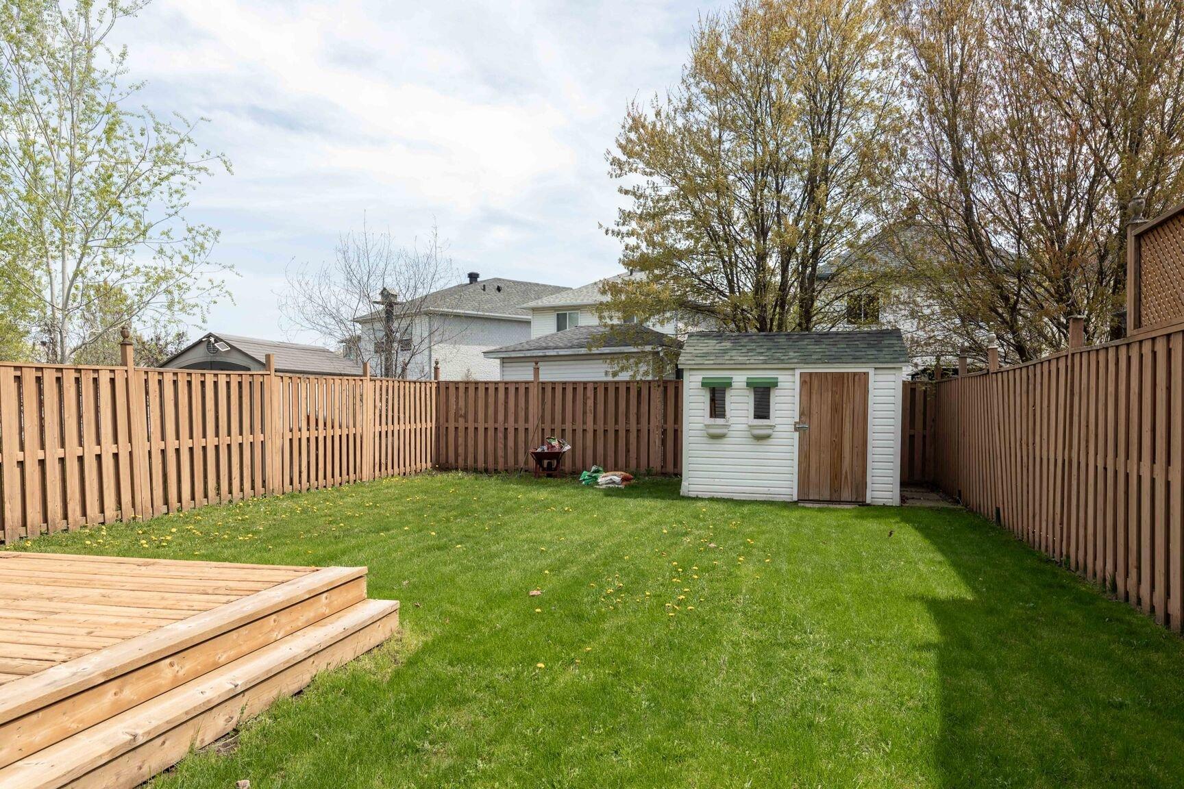 









100


Rue Desforges

,
Gatineau (Gatineau),




QC
J8R2Y3

