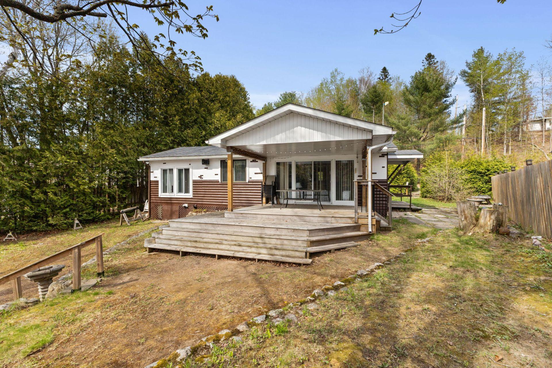 









135


Rue Gravelle

,
Denholm,




QC
J8N9H3

