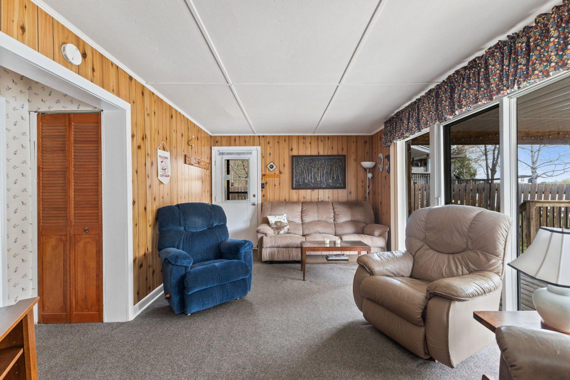 









135


Rue Gravelle

,
Denholm,




QC
J8N9H3

