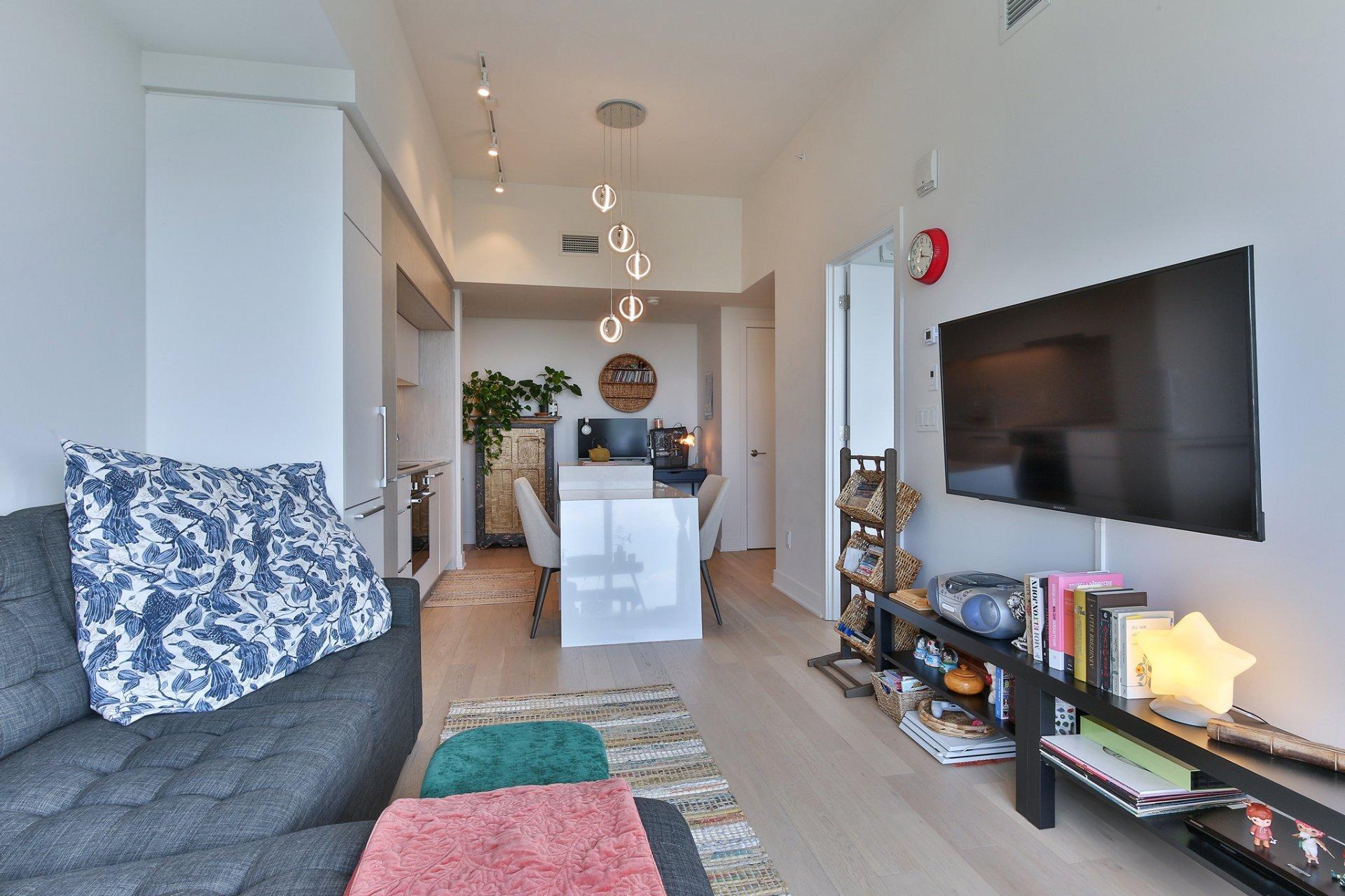 









1288


Rue St-Antoine O.

, 1712,
Montréal (Ville-Marie),




QC
H3C0X6


