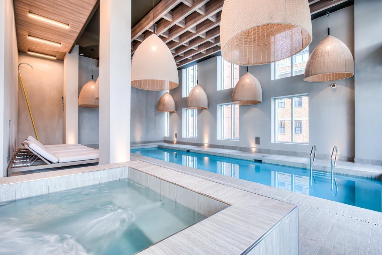 









1288


Rue St-Antoine O.

, 1712,
Montréal (Ville-Marie),




QC
H3C0X6

