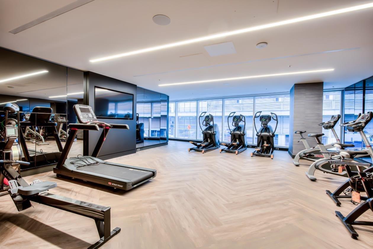 









1288


Rue St-Antoine O.

, 1712,
Montréal (Ville-Marie),




QC
H3C0X6

