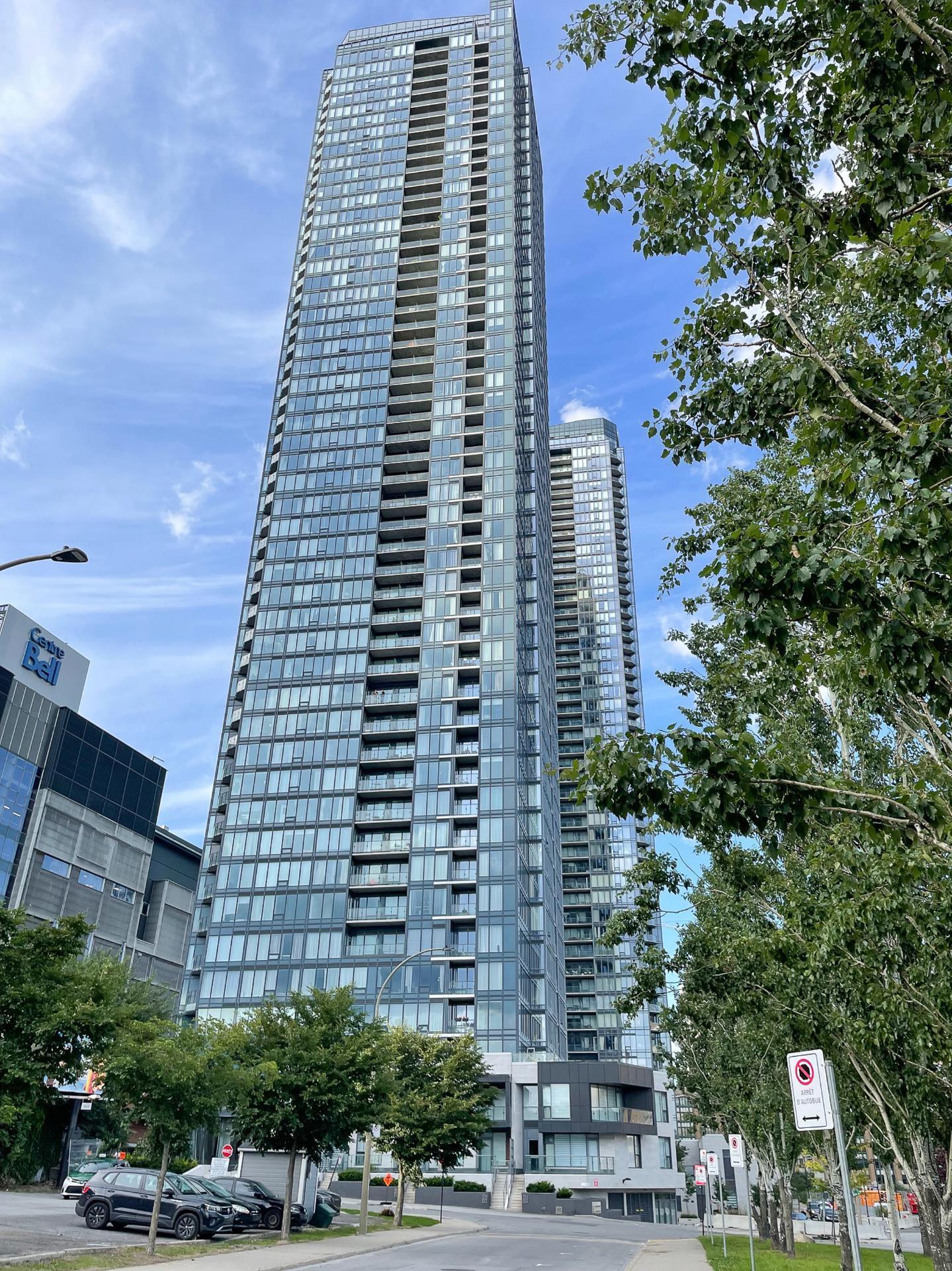









1288


Rue St-Antoine O.

, 1712,
Montréal (Ville-Marie),




QC
H3C0X6

