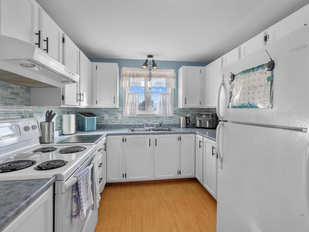 












510 Doyles Beach Road

,
French Village,







PE
C0A 1T0

