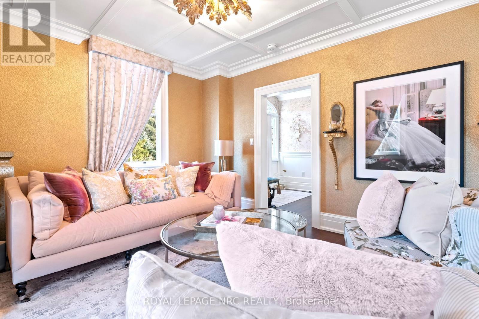 












94 PRIDEAUX STREET

,
Niagara-on-the-Lake (Town),




Ontario
L0S1J0

