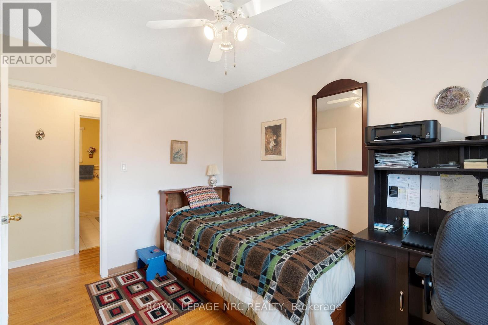 












96 LAKESHORE ROAD

,
St. Catharines (Lakeport),




Ontario
L2N2T5

