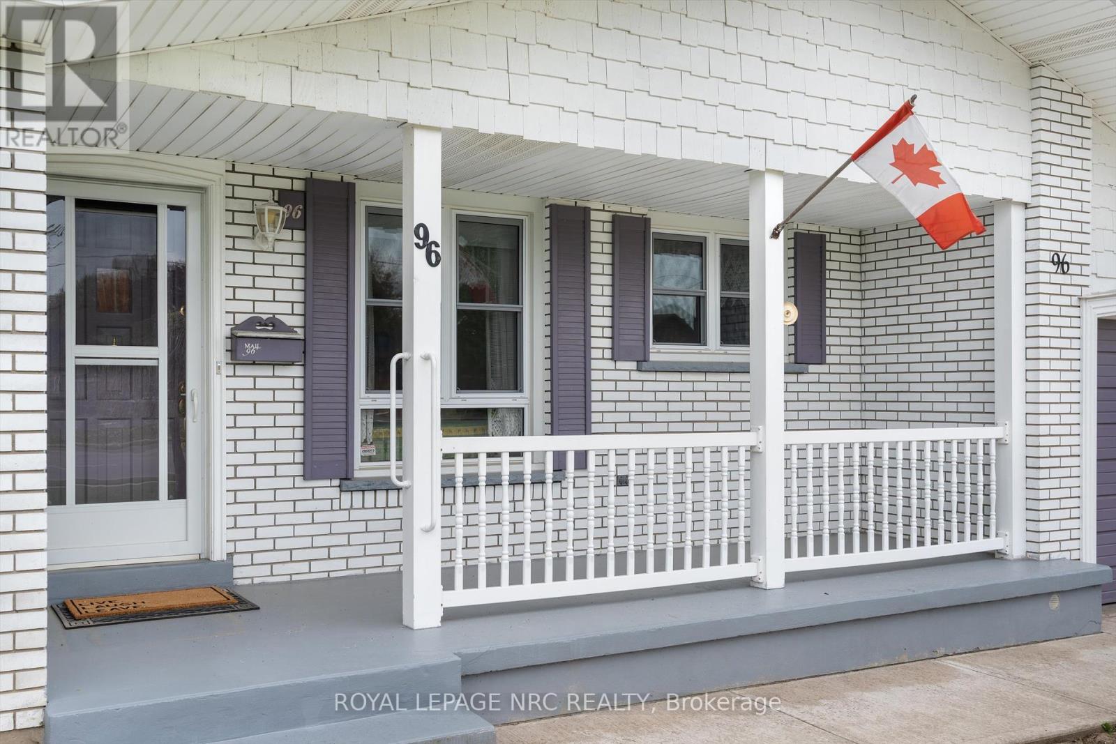 












96 LAKESHORE ROAD

,
St. Catharines (Lakeport),




Ontario
L2N2T5

