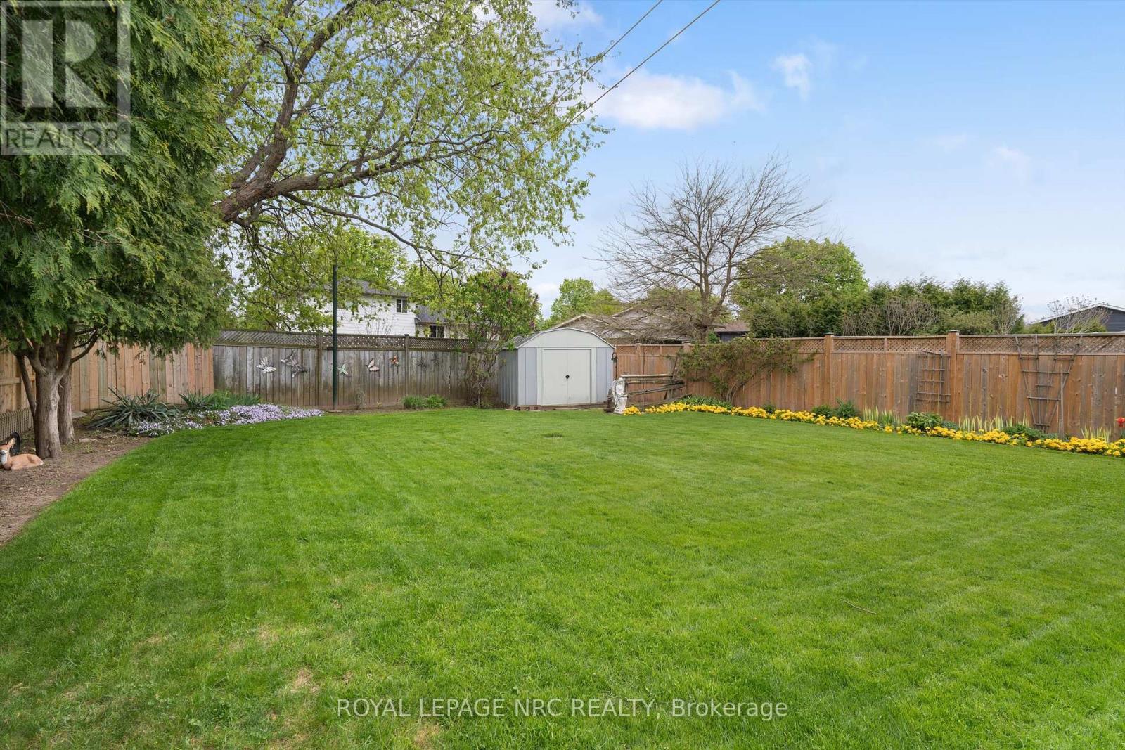 












96 LAKESHORE ROAD

,
St. Catharines (Lakeport),




Ontario
L2N2T5

