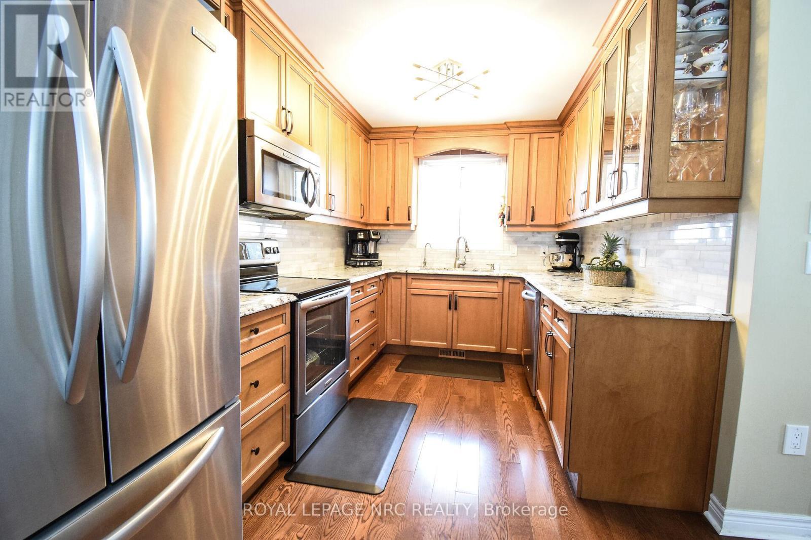 












7710 PREAKNESS STREET

,
Niagara Falls (Ascot),




Ontario
L2H2Y4

