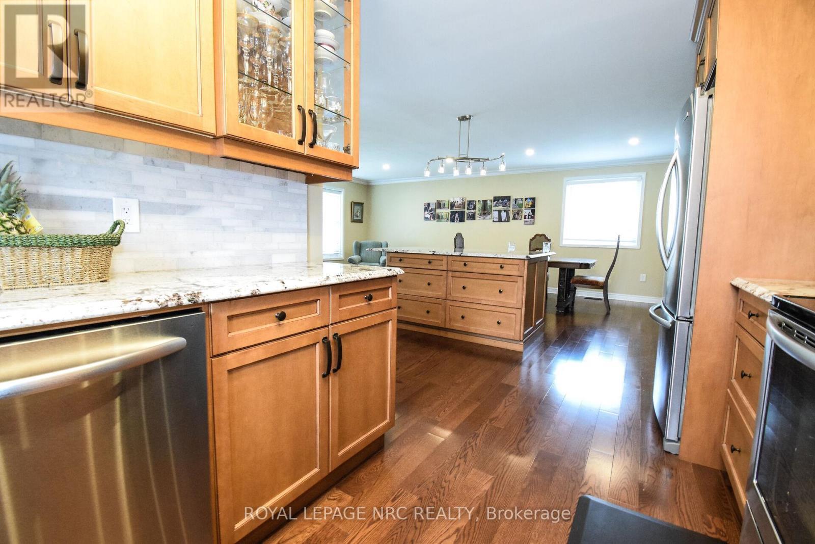 












7710 PREAKNESS STREET

,
Niagara Falls (Ascot),




Ontario
L2H2Y4

