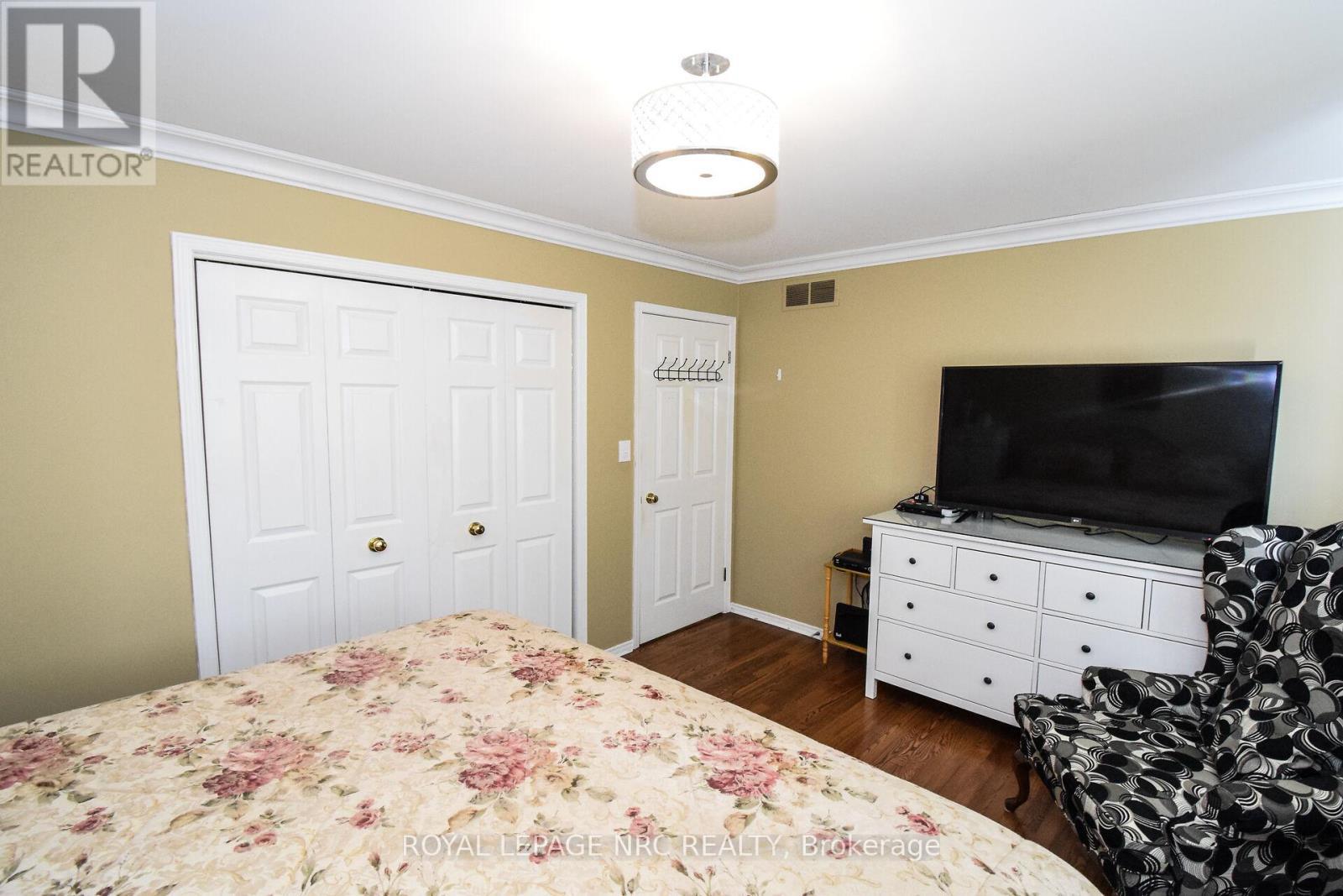 












7710 PREAKNESS STREET

,
Niagara Falls (Ascot),




Ontario
L2H2Y4

