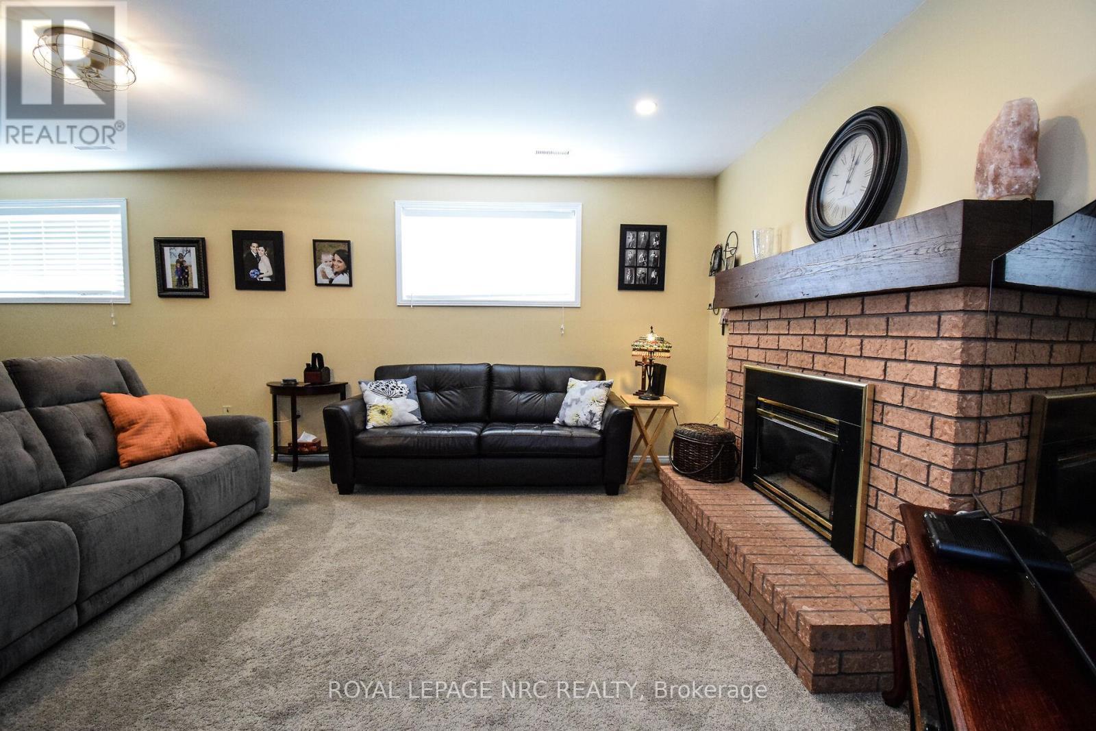 












7710 PREAKNESS STREET

,
Niagara Falls (Ascot),




Ontario
L2H2Y4

