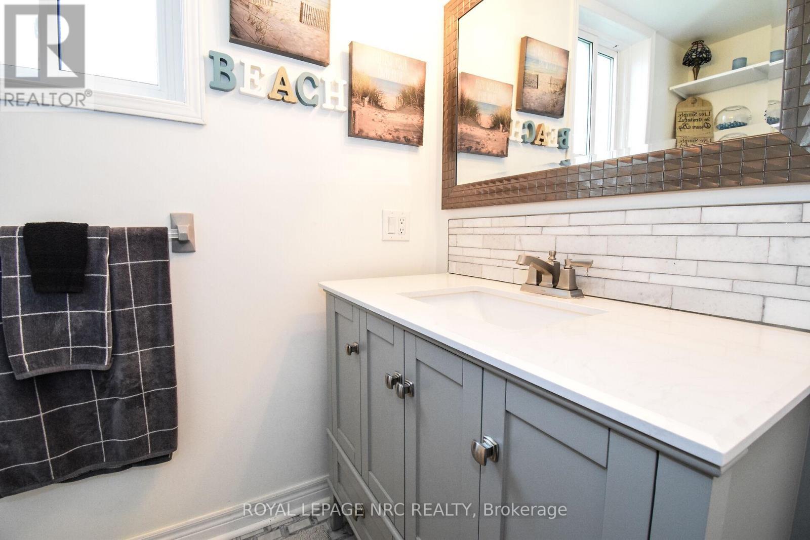 












7710 PREAKNESS STREET

,
Niagara Falls (Ascot),




Ontario
L2H2Y4

