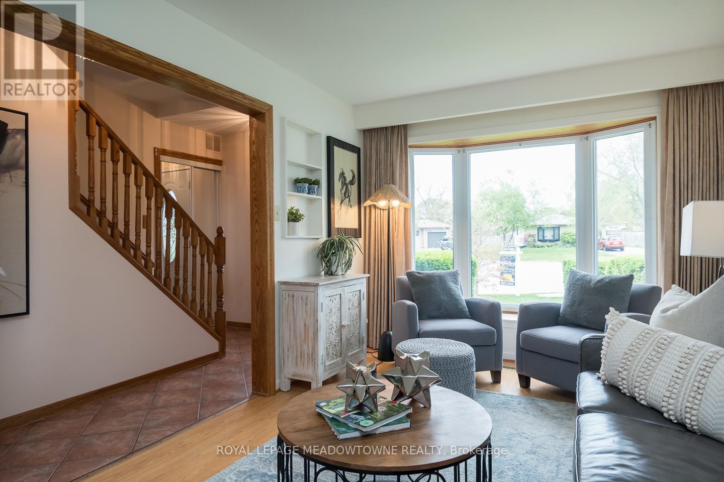 












852 EDISON COURT

,
Milton,




Ontario
L9T3W1

