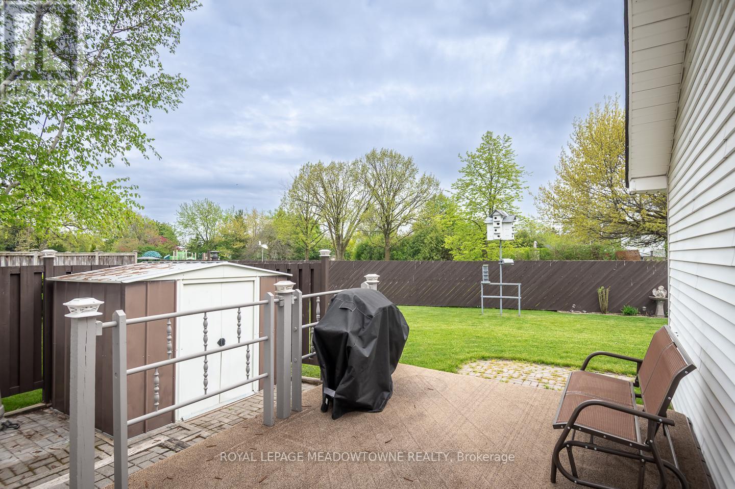 












852 EDISON COURT

,
Milton,




Ontario
L9T3W1

