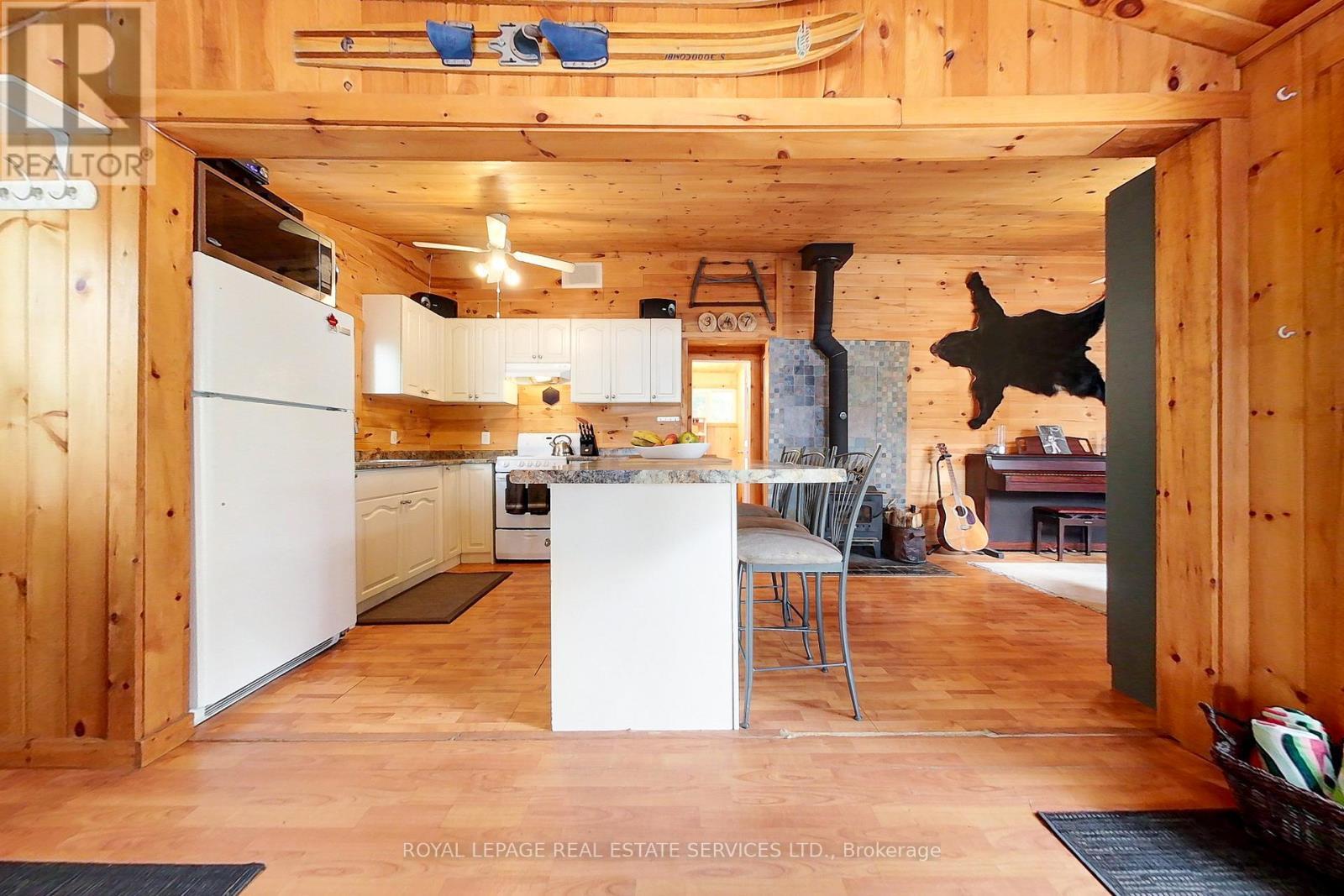 












347 WESLEMKOON LAKE

,
Addington Highlands,




Ontario
K0L1W0

