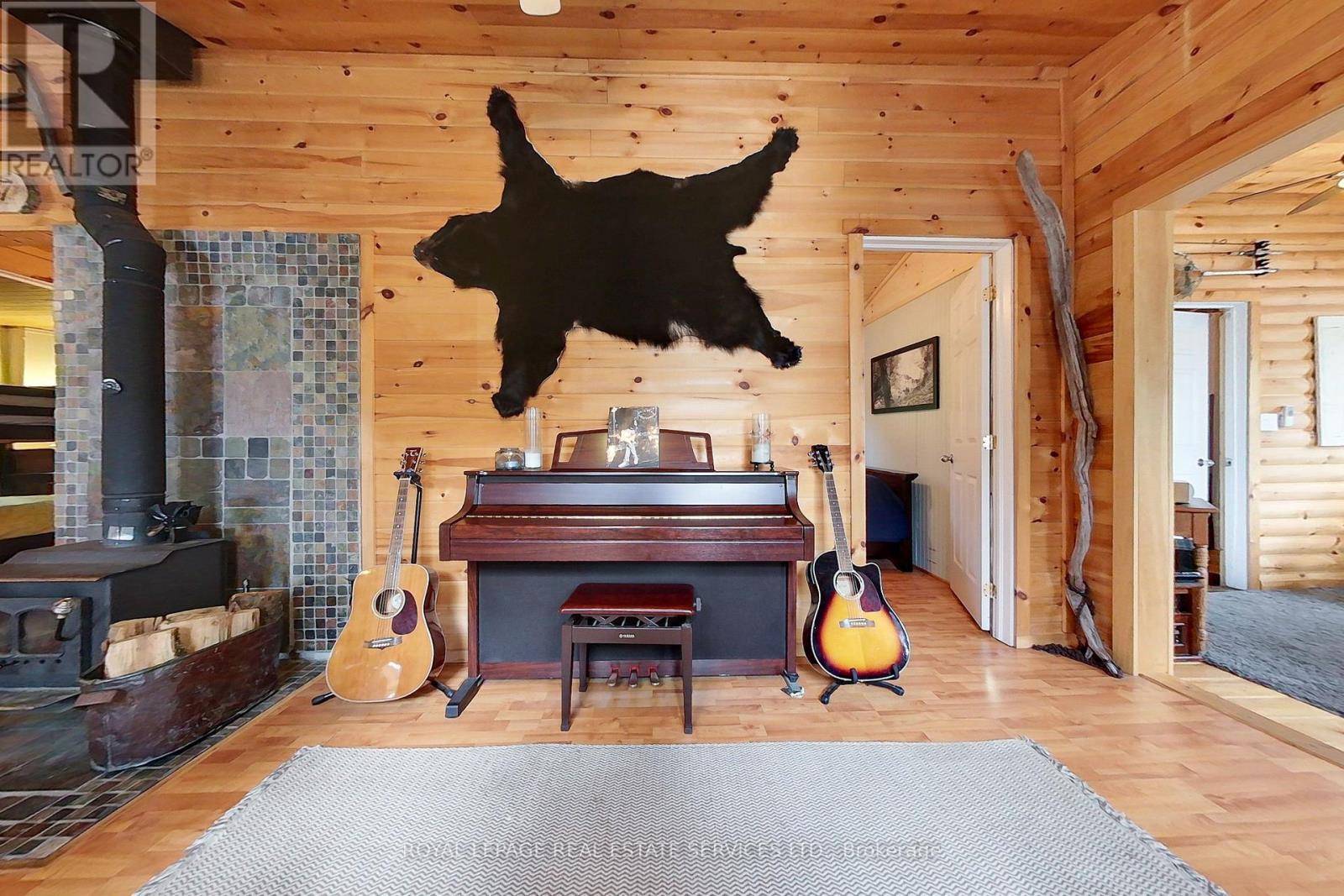 












347 WESLEMKOON LAKE

,
Addington Highlands,




Ontario
K0L1W0

