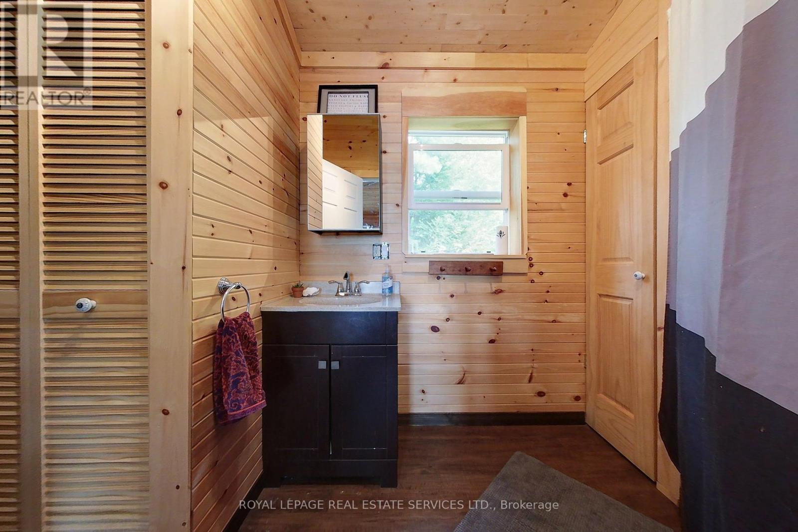 












347 WESLEMKOON LAKE

,
Addington Highlands,




Ontario
K0L1W0

