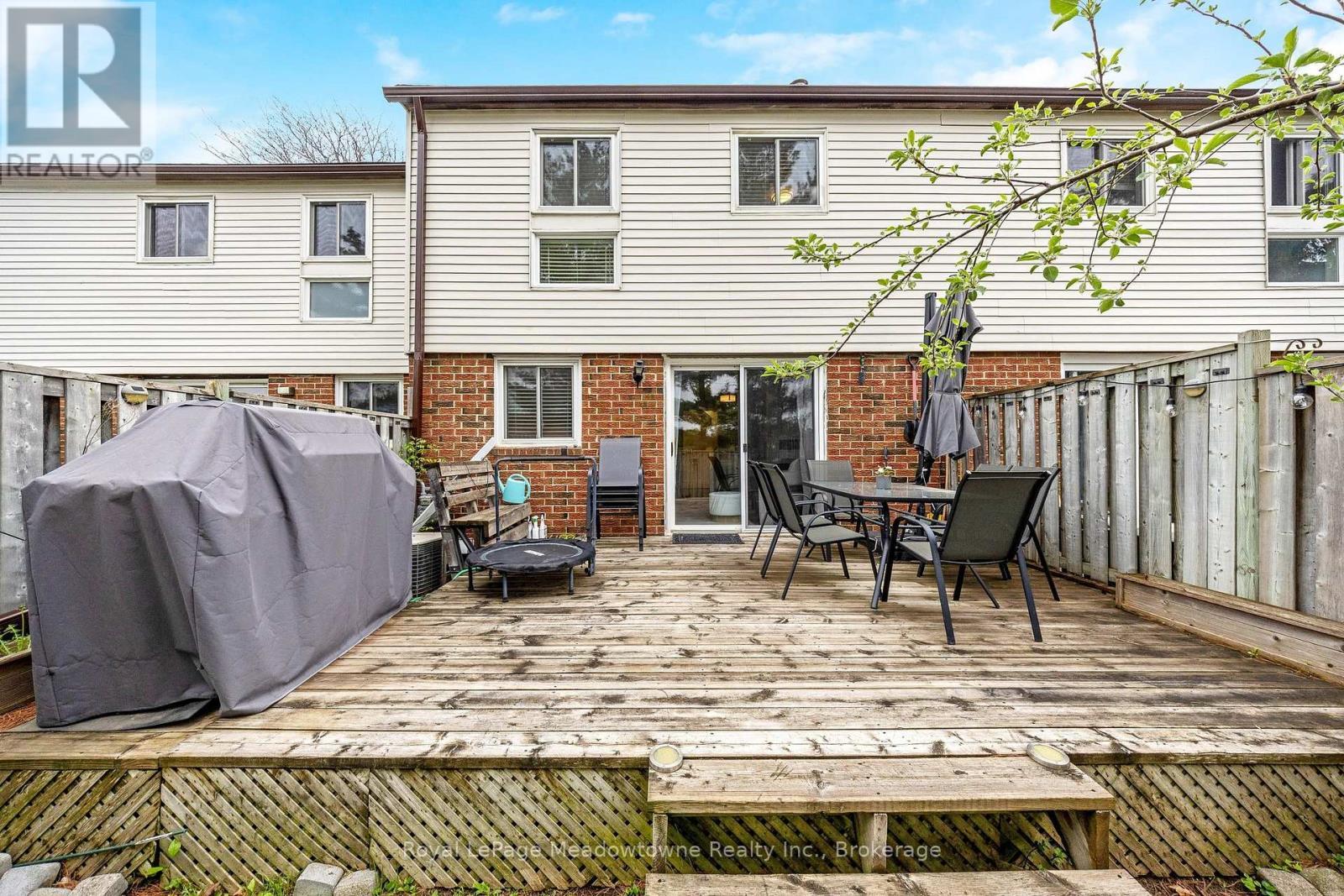 












13 - 550 CHILDS DRIVE

,
Milton (TM Timberlea),




Ontario
L9T3P3

