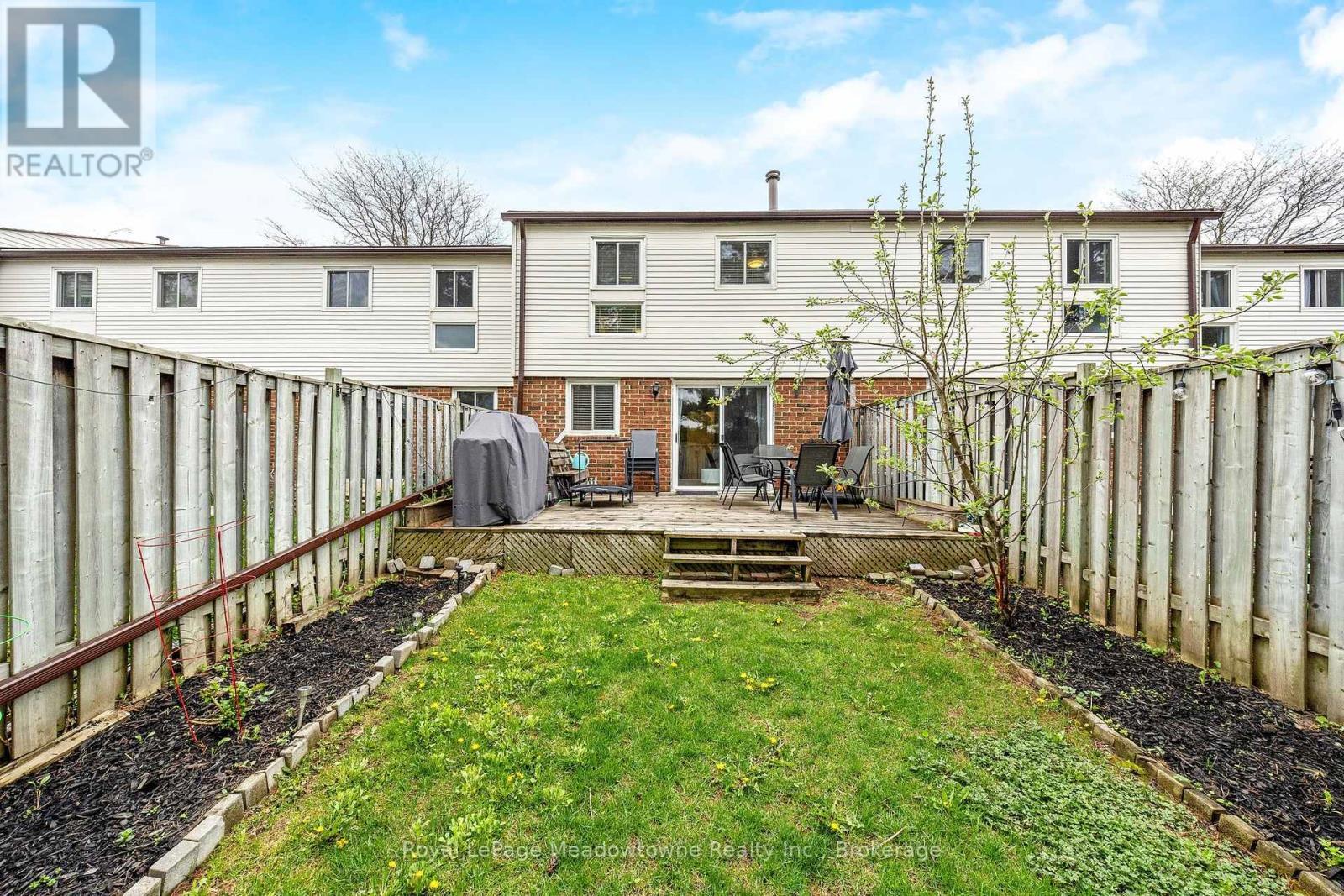 












13 - 550 CHILDS DRIVE

,
Milton (TM Timberlea),




Ontario
L9T3P3

