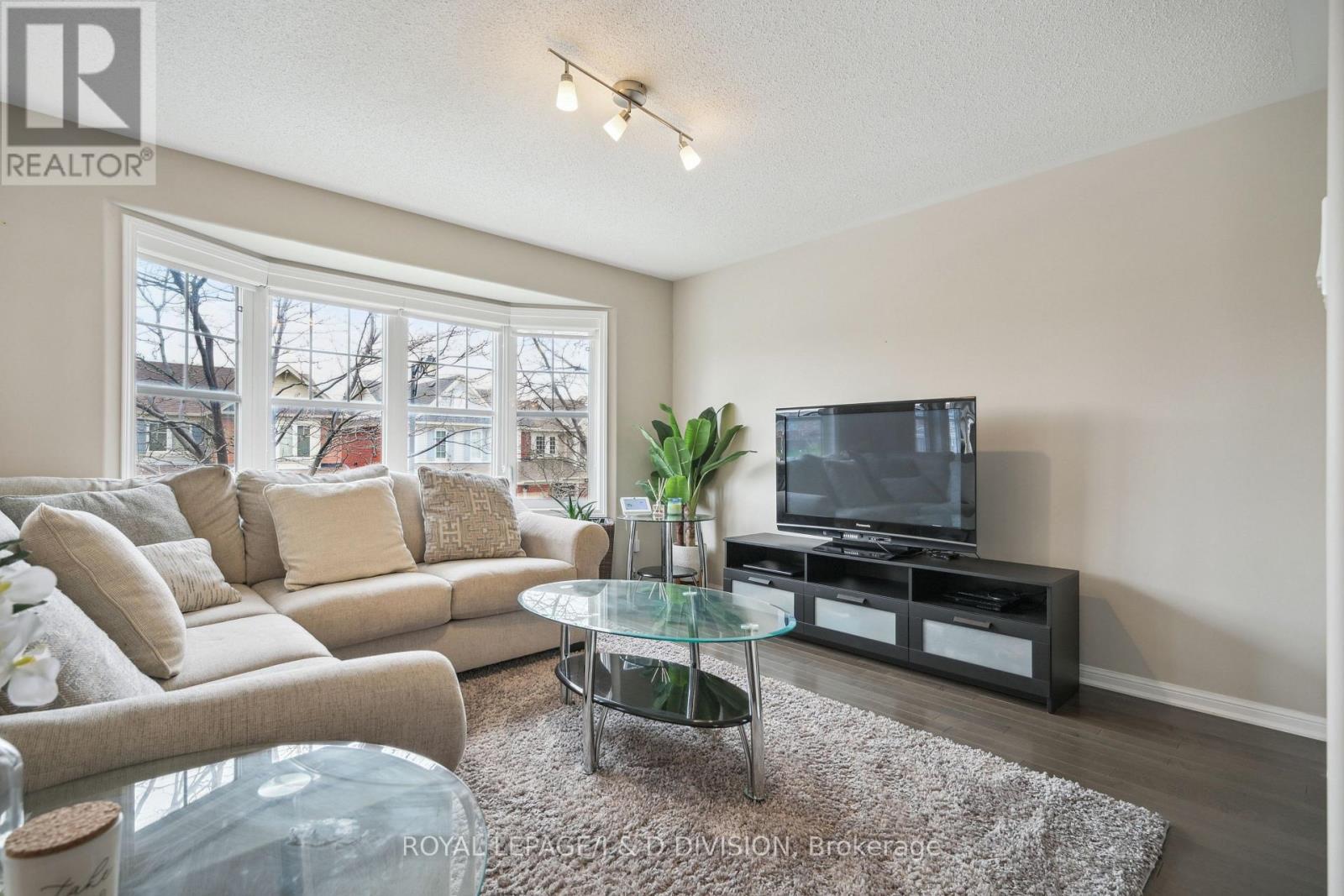 












612 SELLERS PATH

,
Milton,




Ontario
L9T0P4

