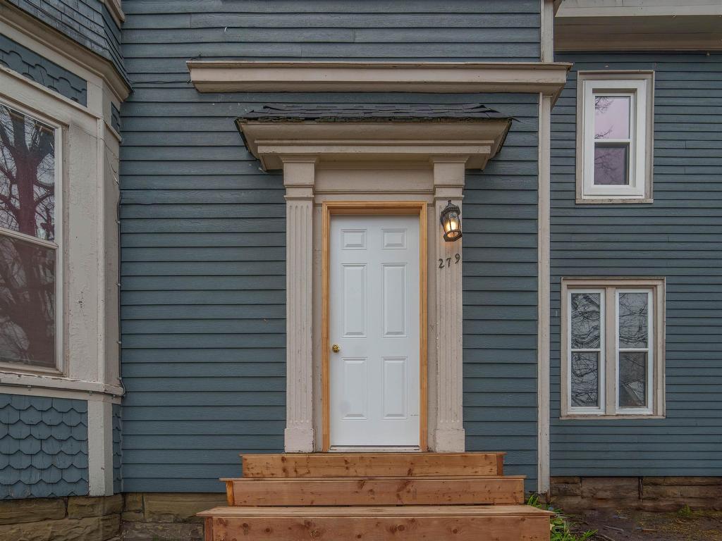 












279 Fitzroy Street

,
Summerside,




PE
C1N 4J9

