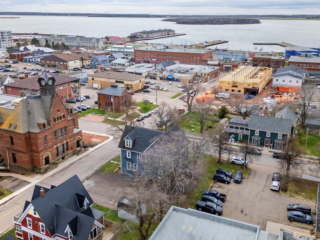 












279 Fitzroy Street

,
Summerside,




PE
C1N 4J9

